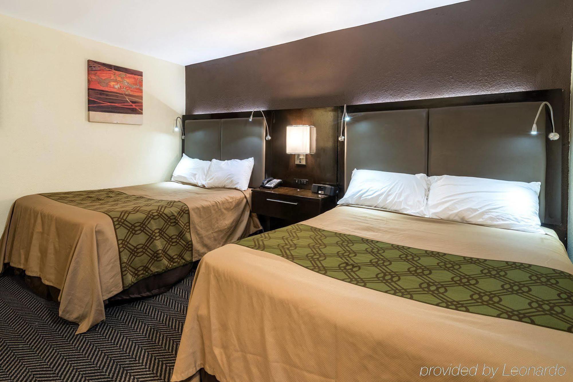 Econo Lodge Rutland City Near Hwy 7 Eksteriør billede